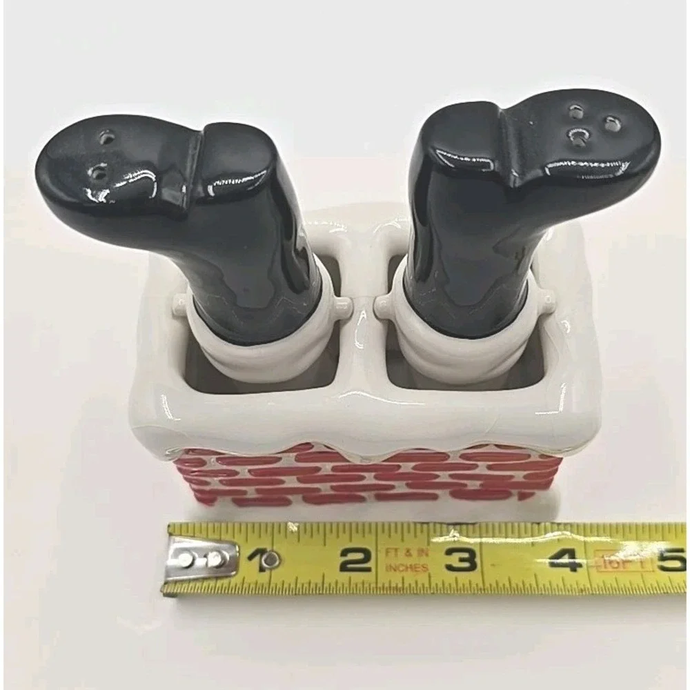 Dept 56 Ceramic Christmas Santa in Chimney Salt & Pepper Shaker Set for Holidays
